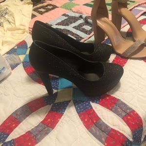 Black Sparkle Pumps- Size 11